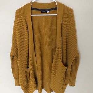 Women’s cardigan